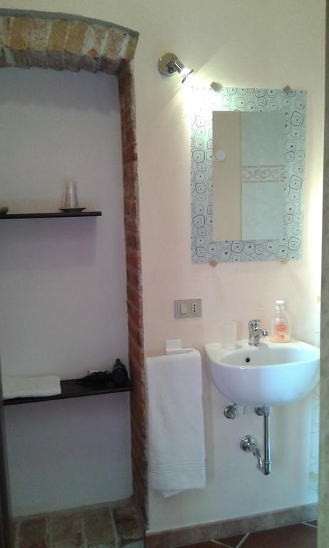 Agriturismo Il Vecchio Portico Francavilla Bisio Bagian luar foto