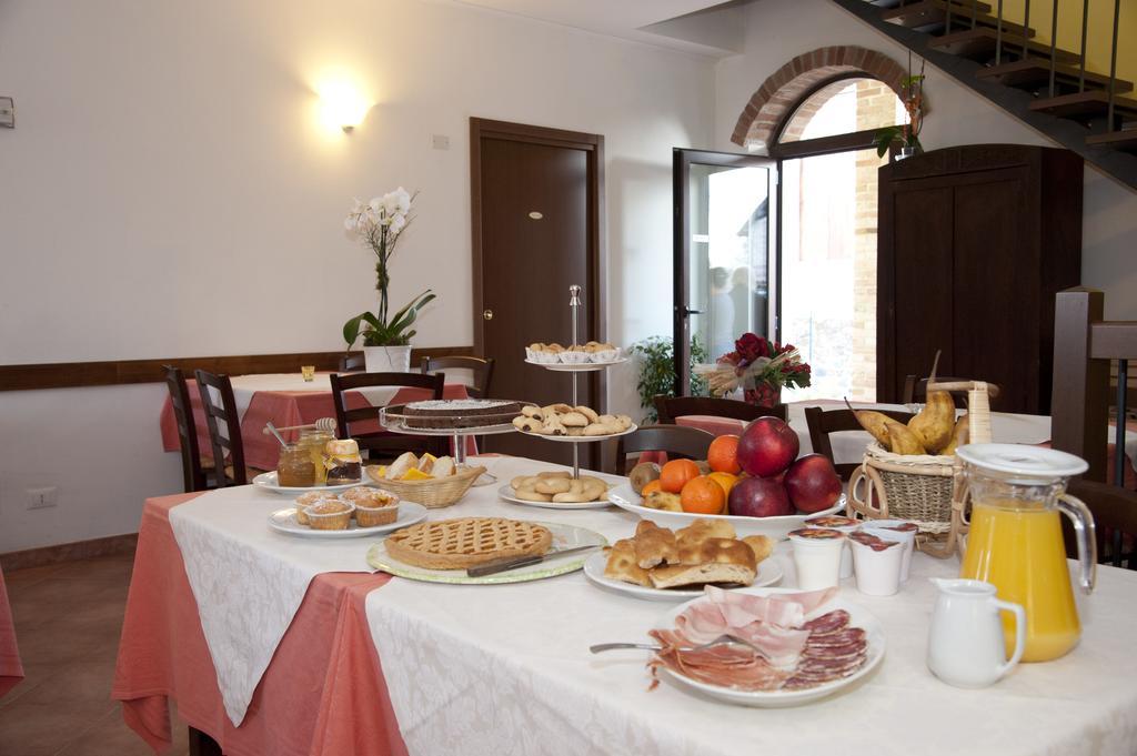 Agriturismo Il Vecchio Portico Francavilla Bisio Bagian luar foto
